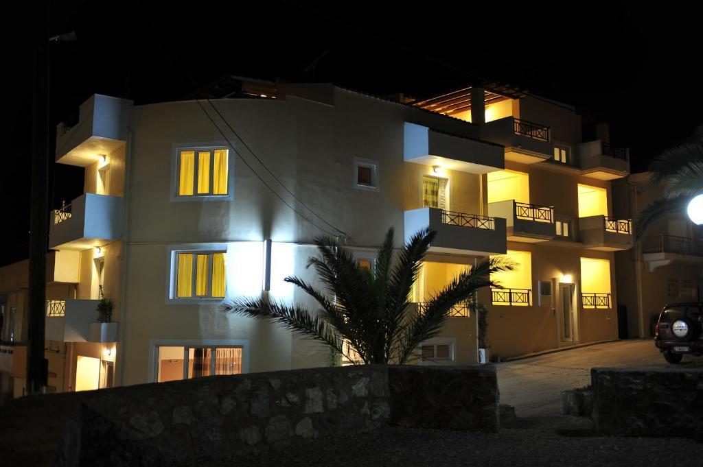 Castello Apartments Rethymno  Екстер'єр фото